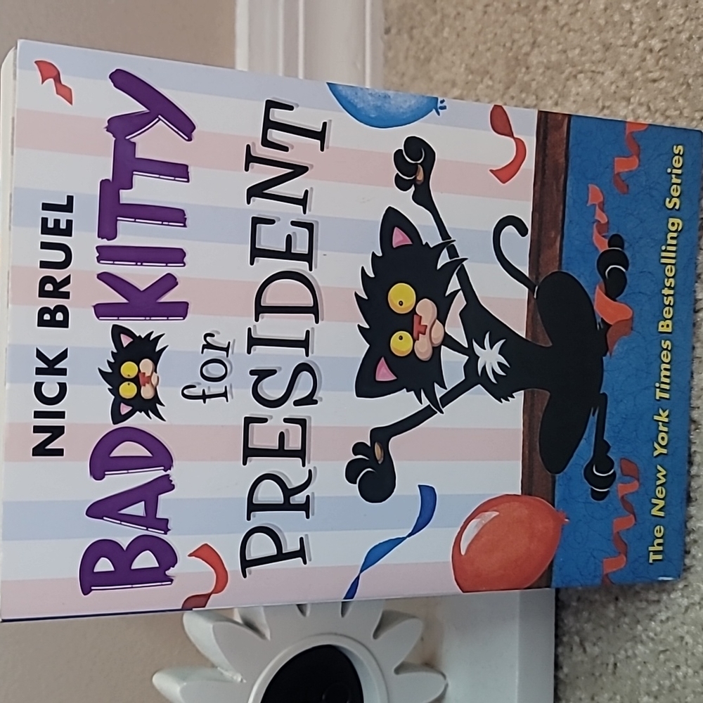 Bad Kitty Book Collection - Picture 4 of 8